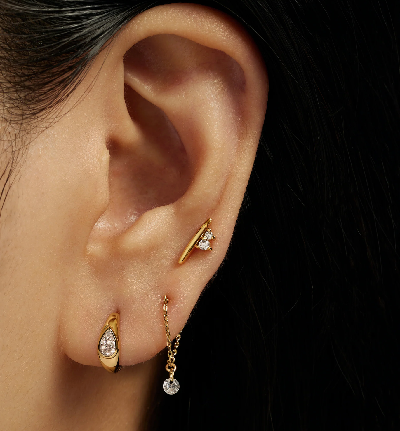 TALLY PEAR HUGGIE HOOPS