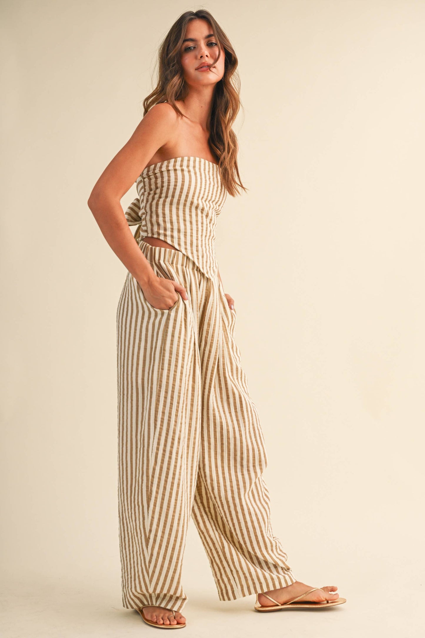 IST6646 STRIPED SMOCKED BACK TIE HANDKERCHEIF TOP AND BARREL