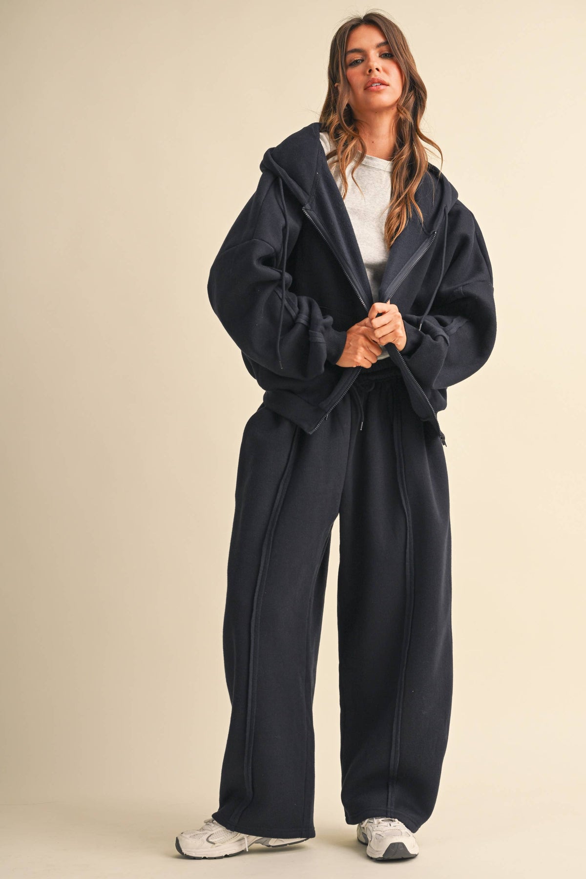 IST6712 RAW EDGE SEAM DETAIL HOODIE AND STRAIGHT LEG JOGGER