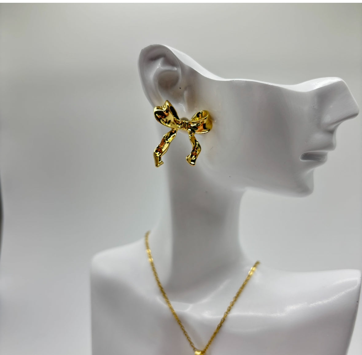 Bow Studs