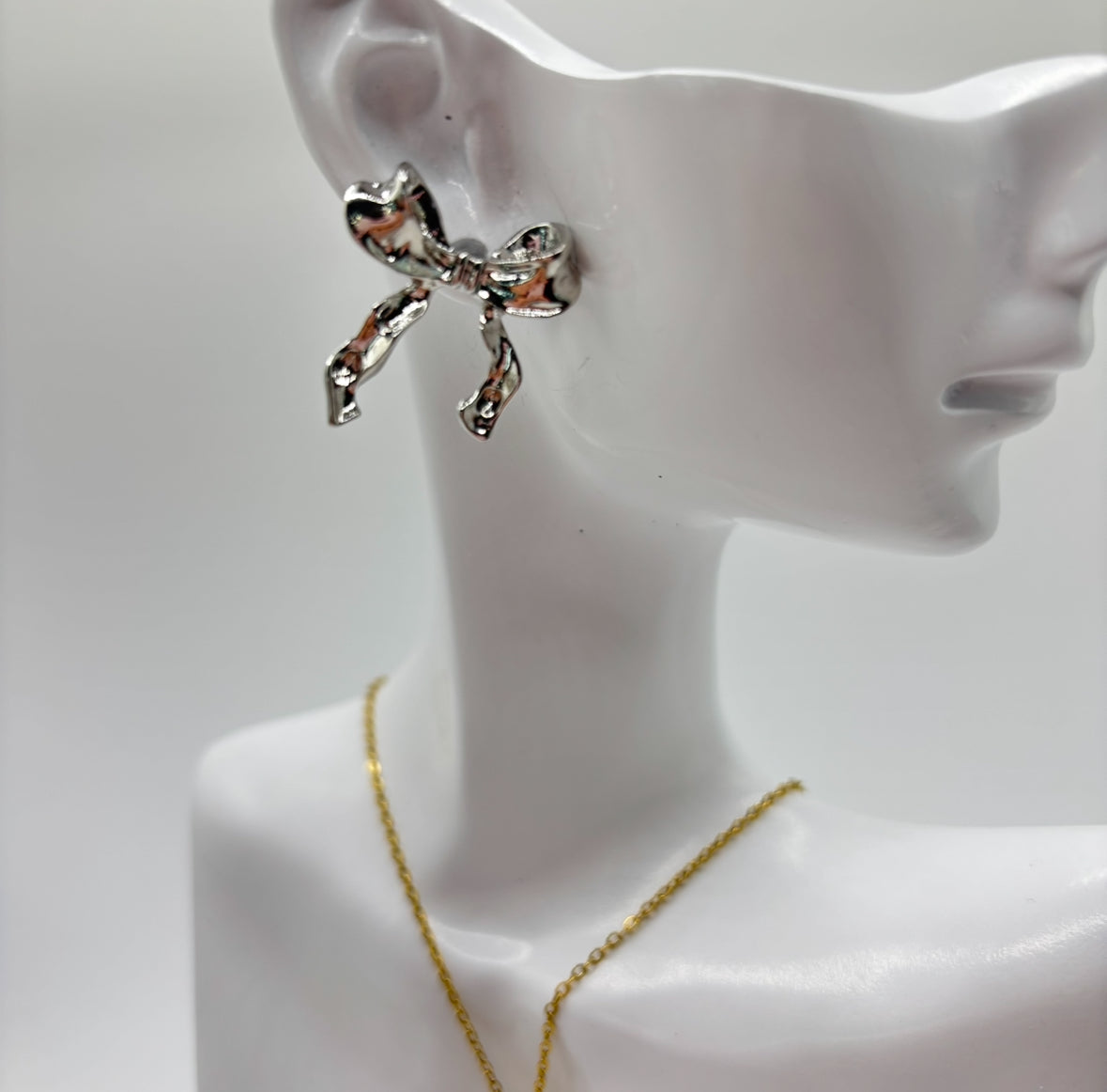 Bow Studs