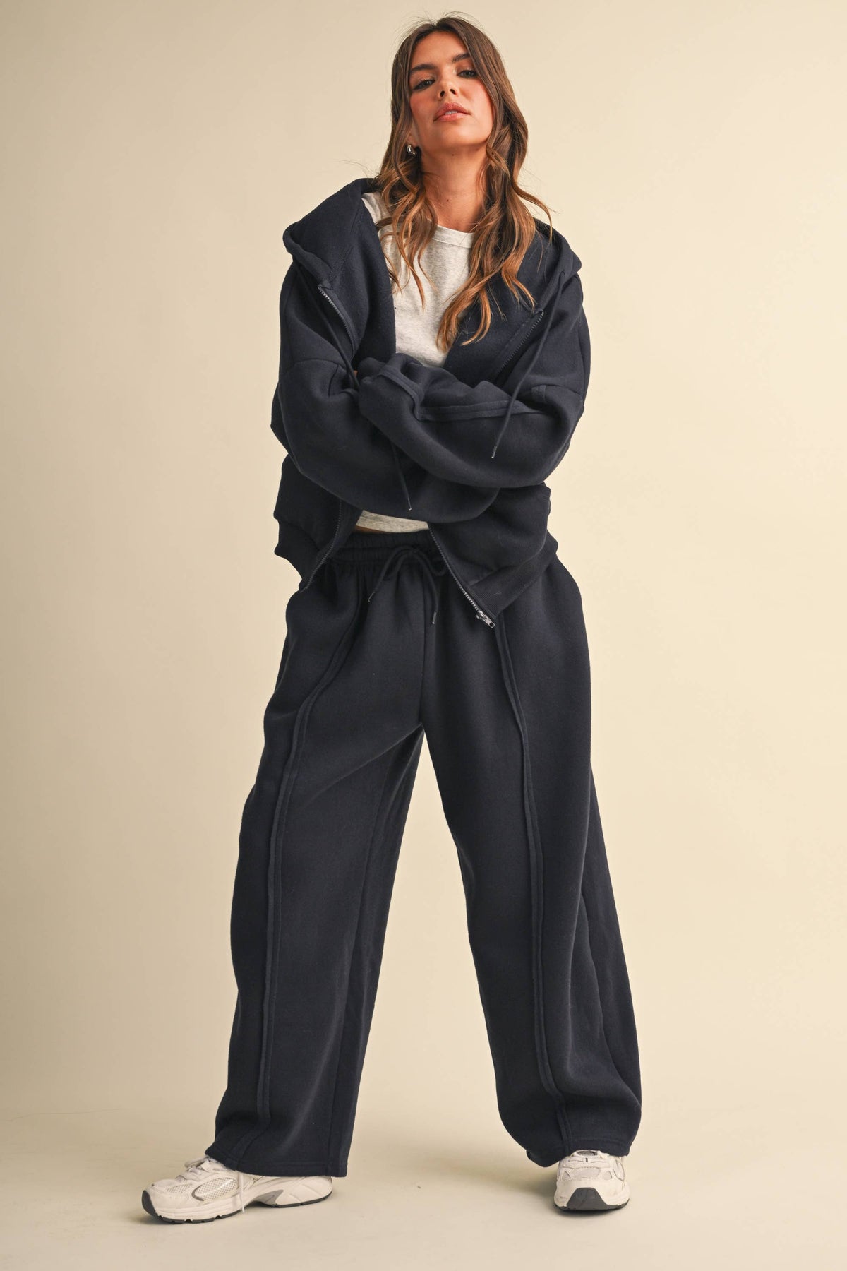 IST6712 RAW EDGE SEAM DETAIL HOODIE AND STRAIGHT LEG JOGGER