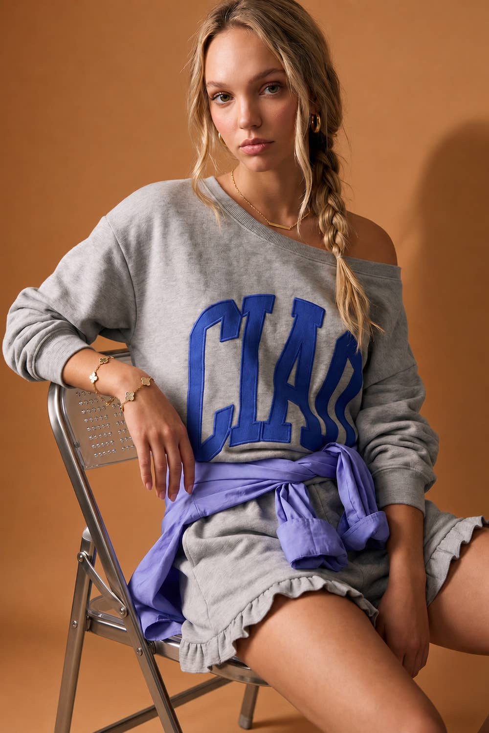 CIAO Lettering Off the Shoulder Sweatshirts | LT2087